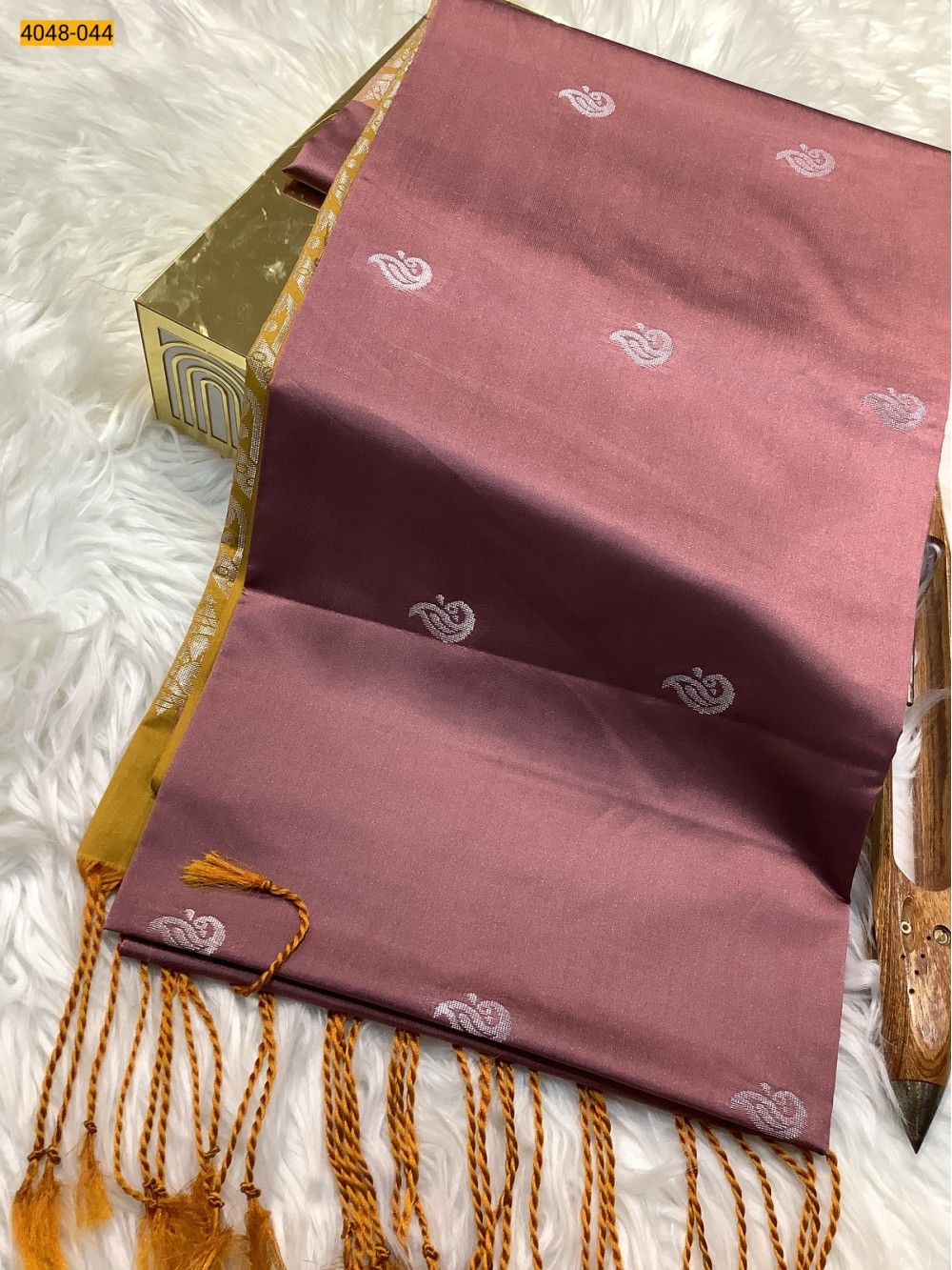 Onion Pink Premium Soft Silk Saree