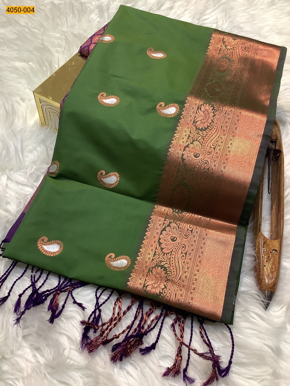 Green Premium Soft Silk Meena Butta Saree