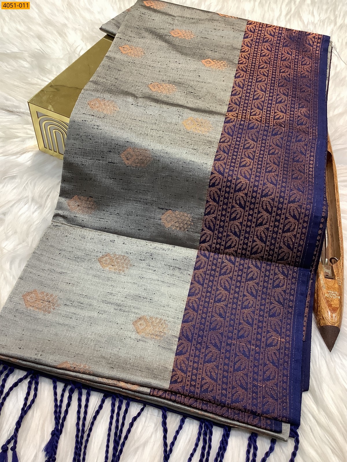 Grey Kanjivarram soft slub silk saree