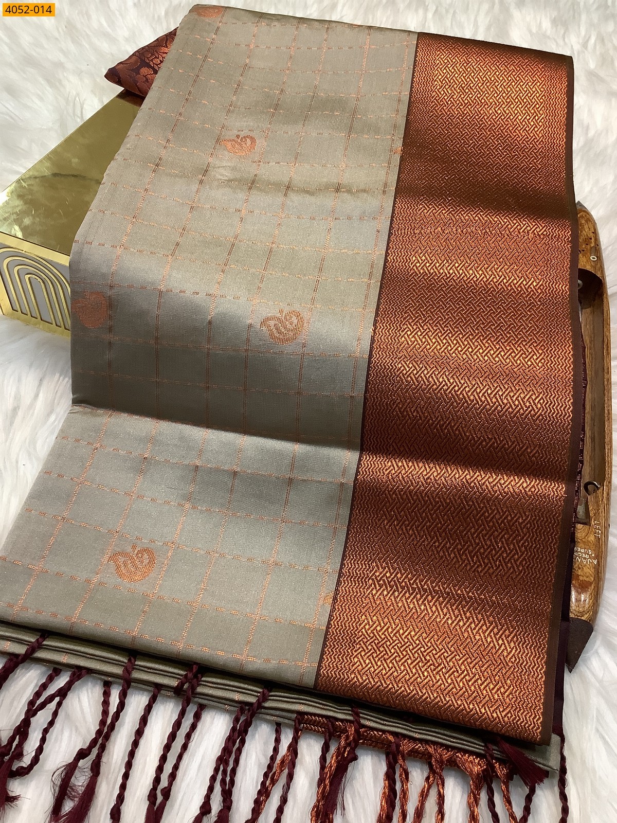 Light pink Kanjivarram soft silk saree