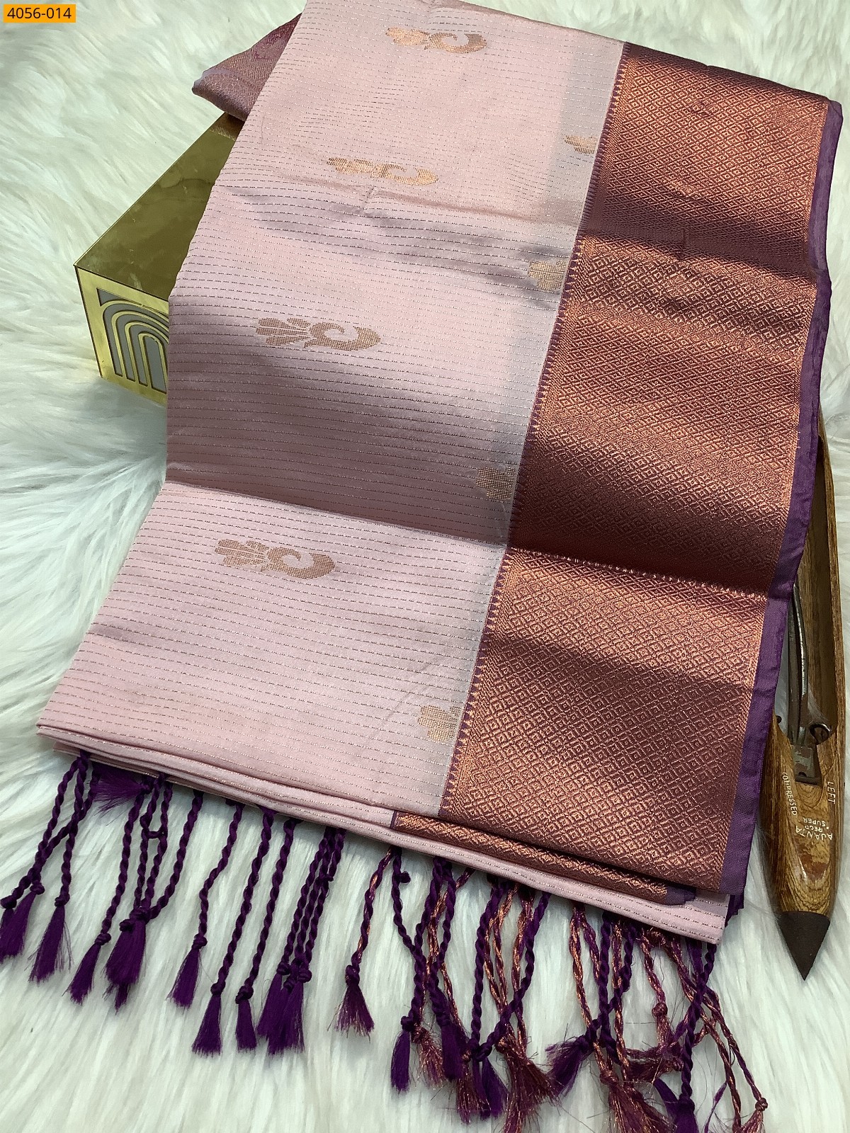 Pink Kanjivaram soft silk saree