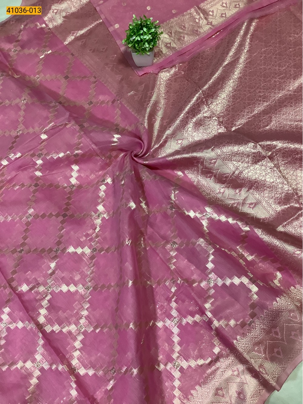 Pink Fancy silk cotton jacquard sarees Pink Fancy silk cotton jacquard sarees
