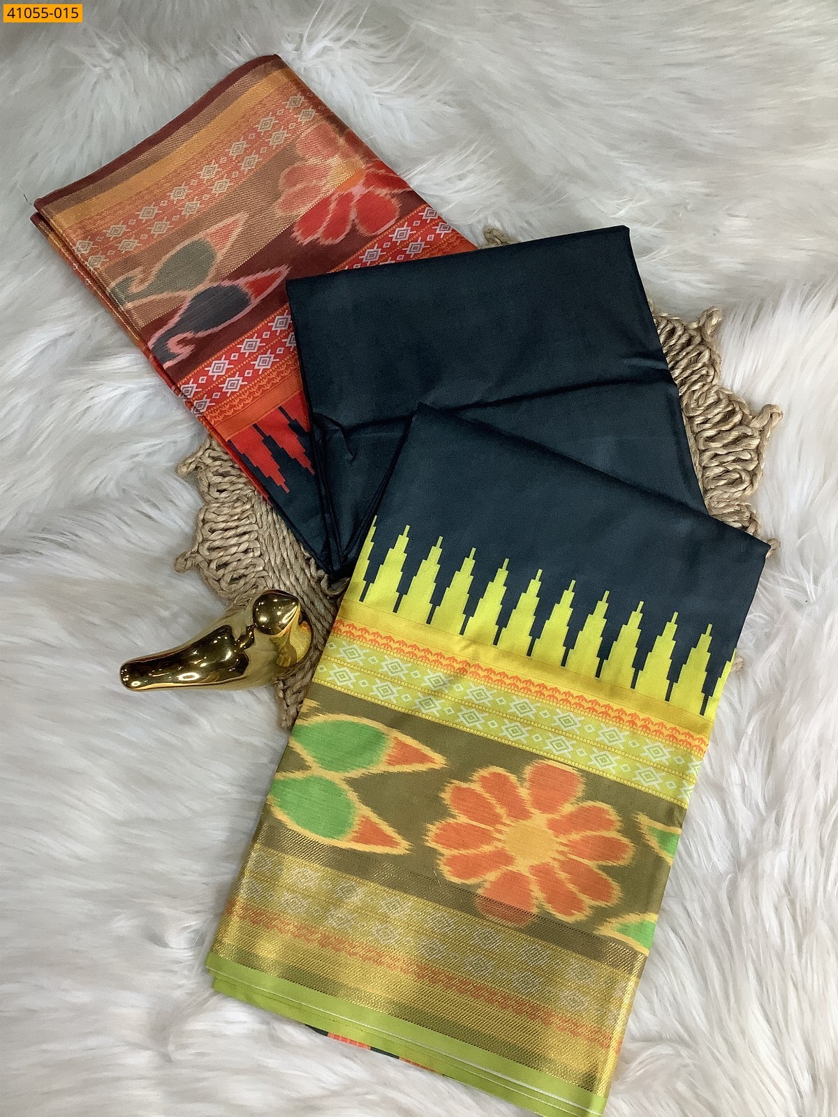 Dark Green Pochampally Printed Dola Silk Saree