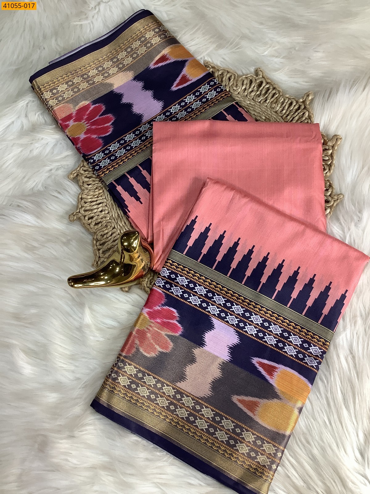 Pochampally Printed Dola Silk Saree - Pink