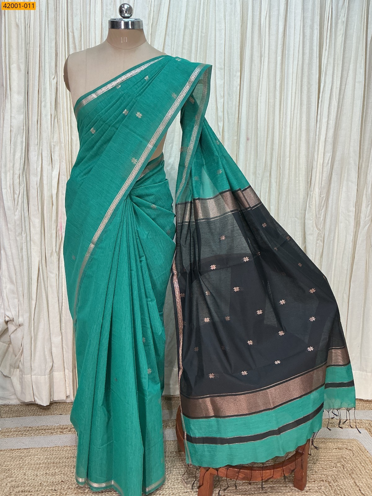 Rama Green With Black Maheswari Cotton Saree