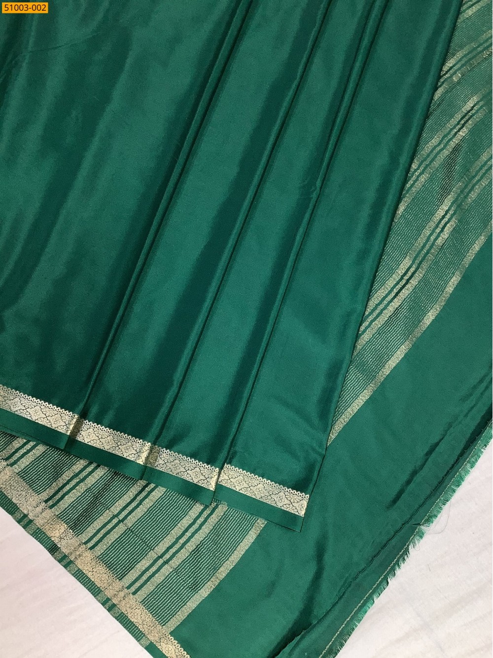 Dark Green Mysore Crepe Silk Saree Dark Green Mysore Crepe Silk Saree