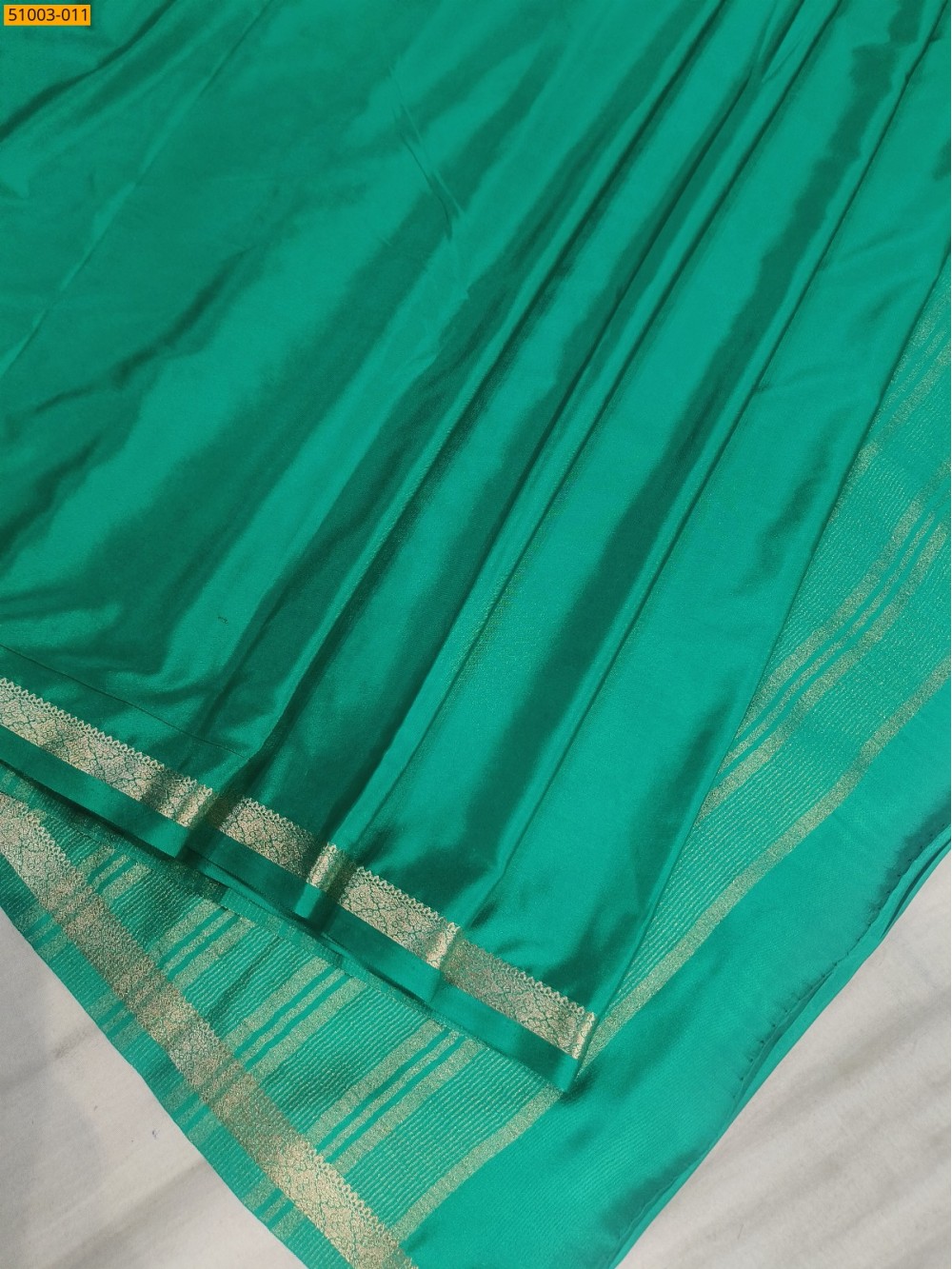 Green Mysore Crepe Silk Saree Green Mysore Crepe Silk Saree