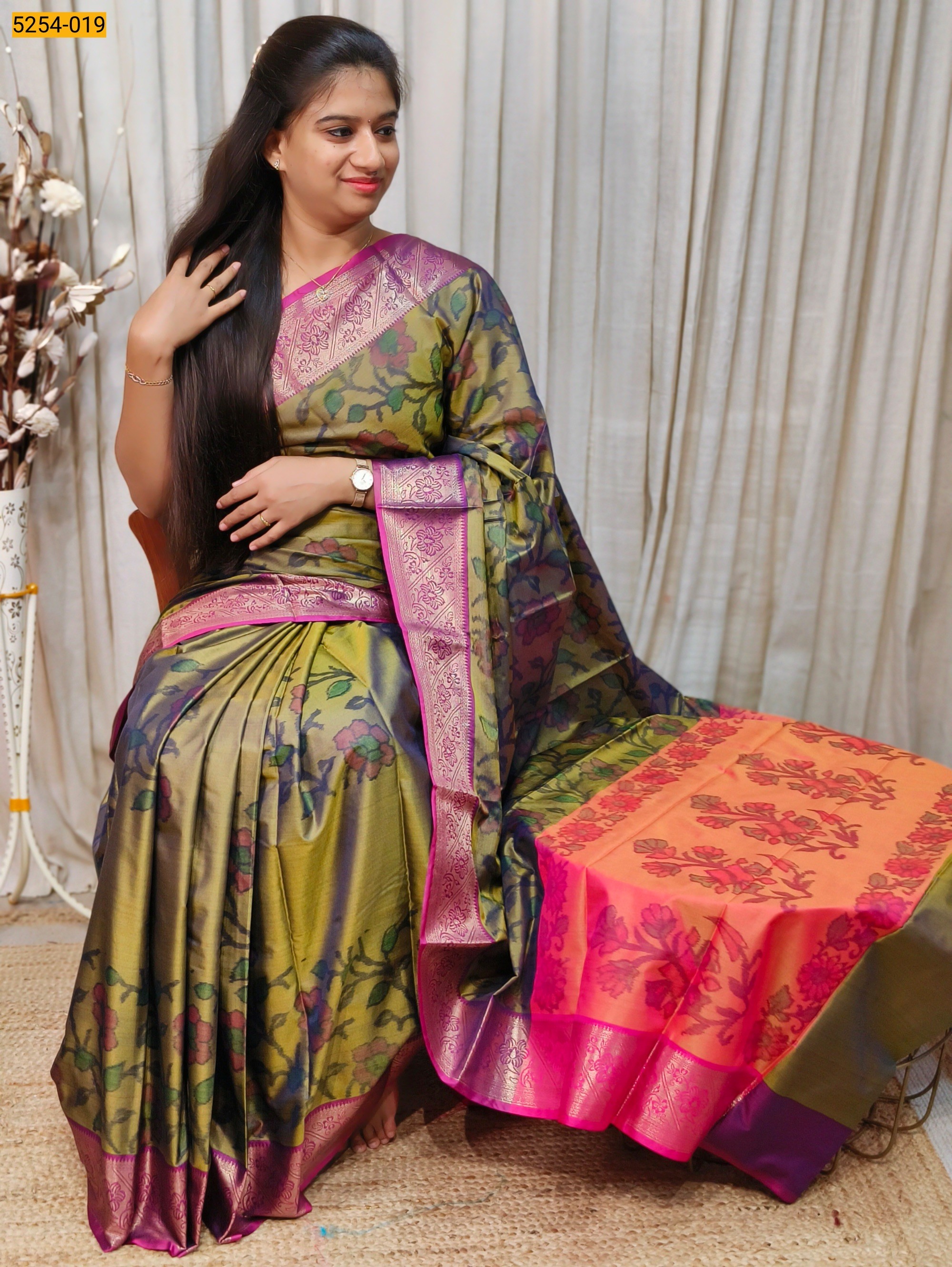 Green Pochampally Ikkat Print Soft Silk Saree