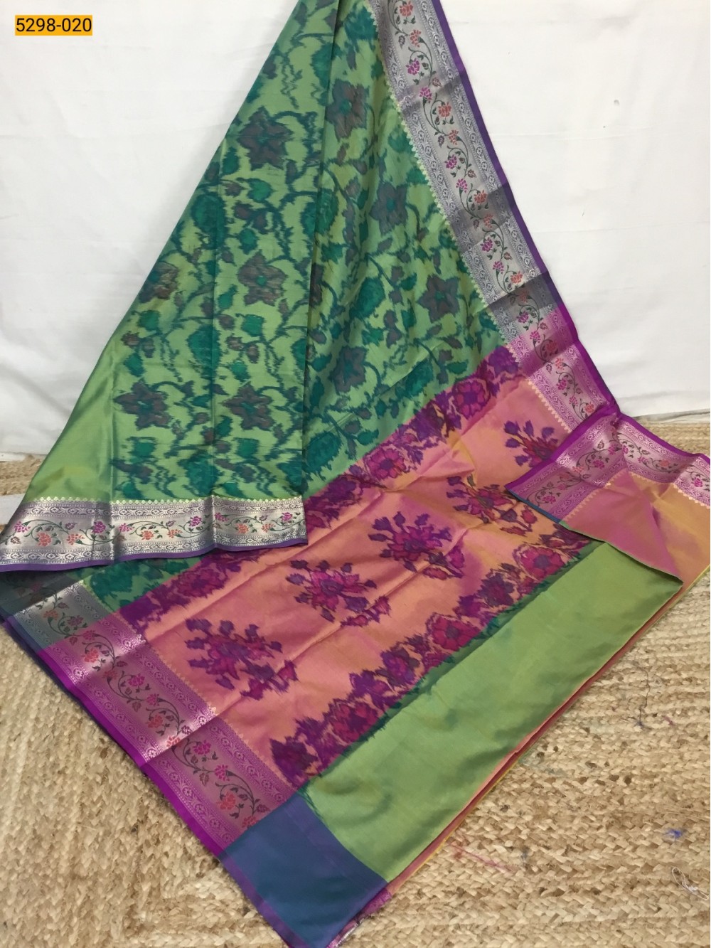 Green Pochampally Ikkat Print Soft Silk Saree