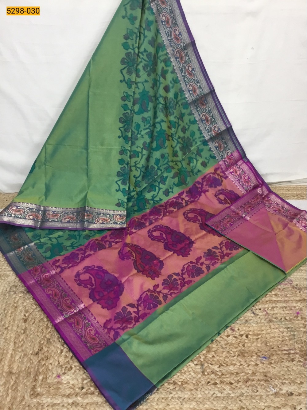 Green Pochampally Ikkat Print Soft Silk Saree