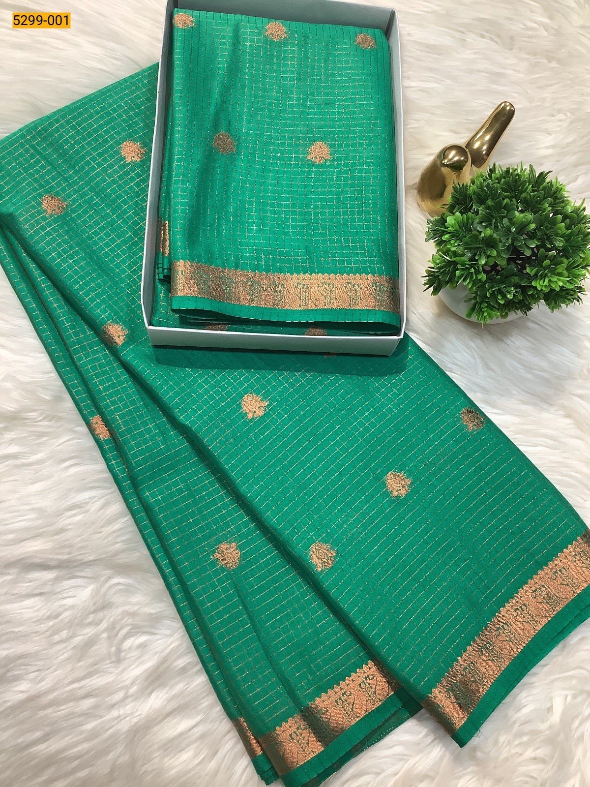 Green Fancy Mysore Crepe Silk Checked Butta Saree