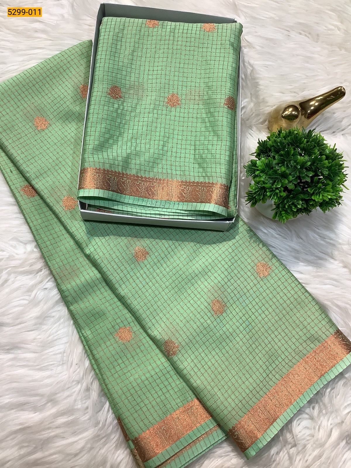 Green Fancy Mysore Crepe Silk Checked Butta Saree