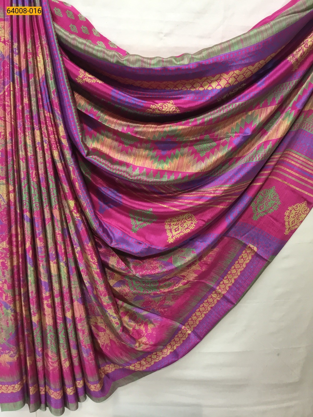 Pink Crafty Crape Silk Saree