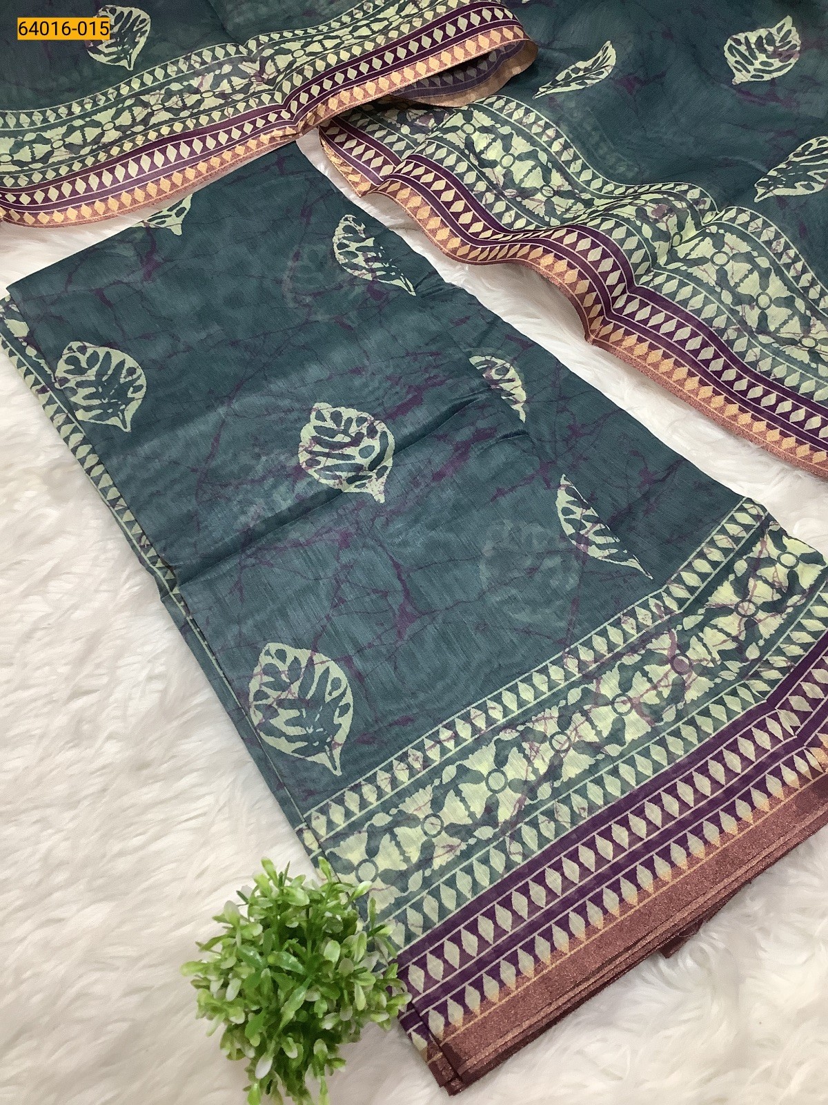 Rama Green Bagru Style Printed Fancy Linen Cotton Silk Blended Saree