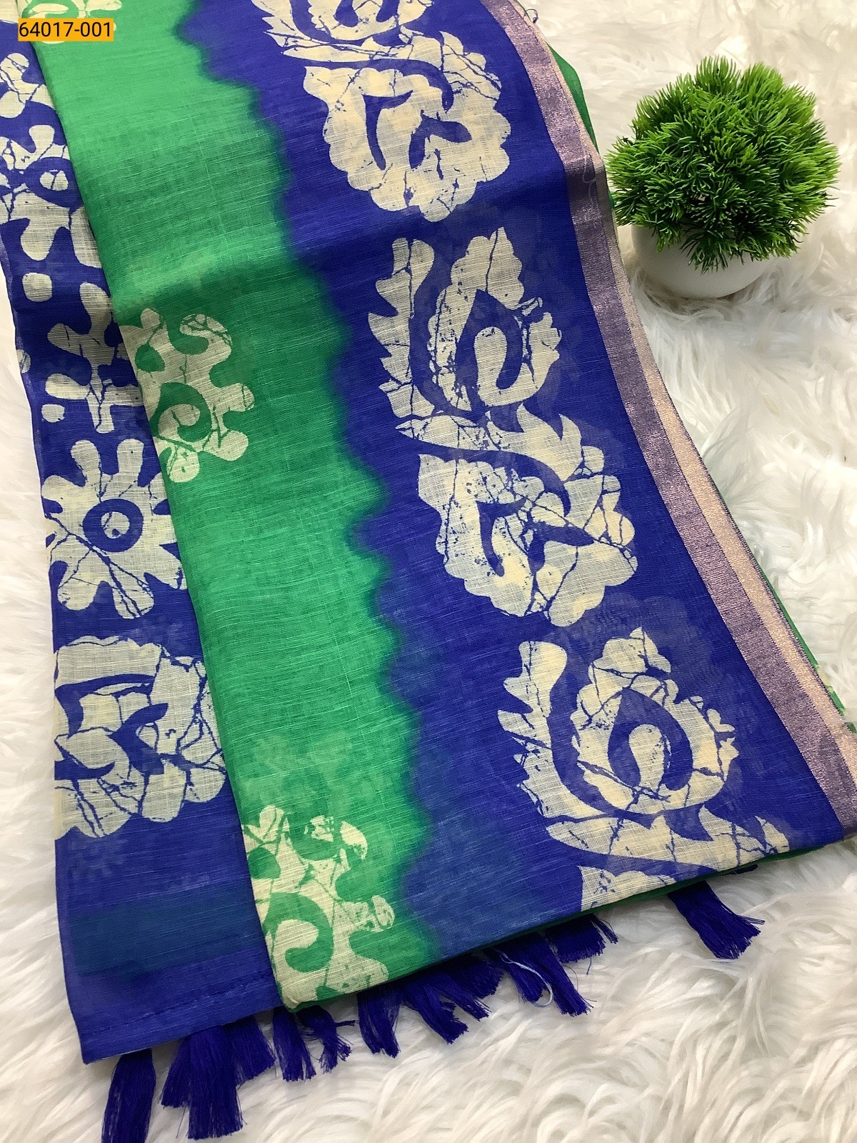 Green With Blue Fancy Linen Cotton Silk Blended Saree