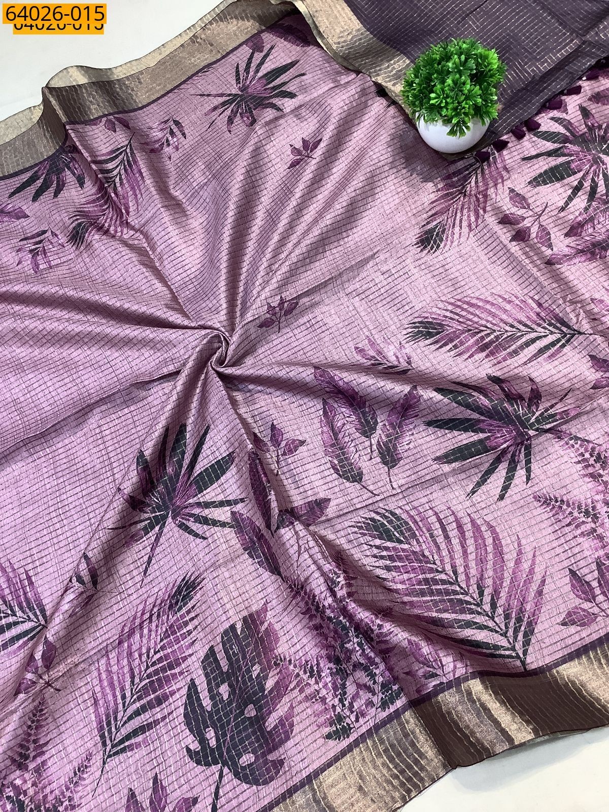 Lavender Checked Floral Silk Saree