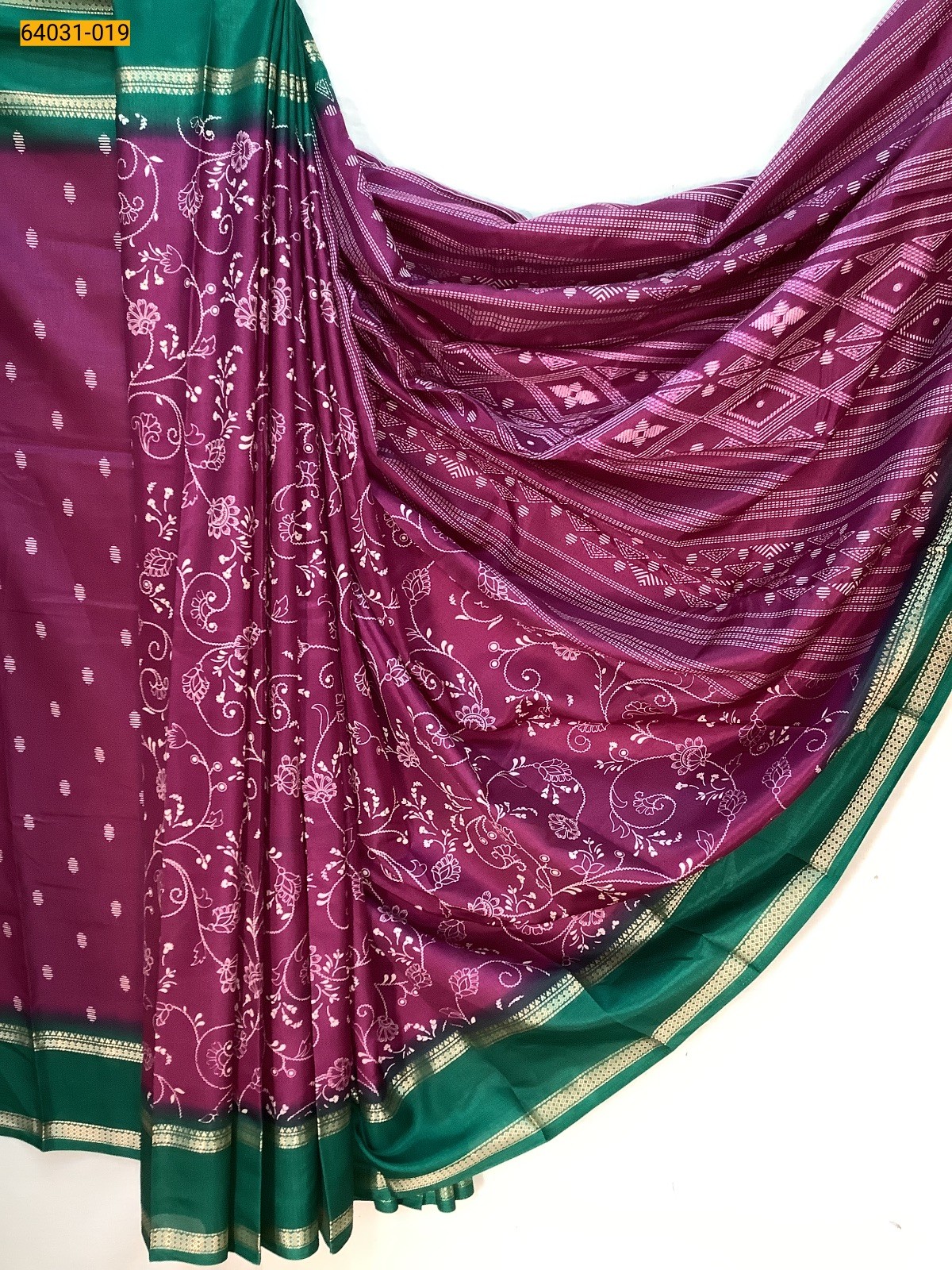 Grapes Fancy bentex crepe silk printed sarees