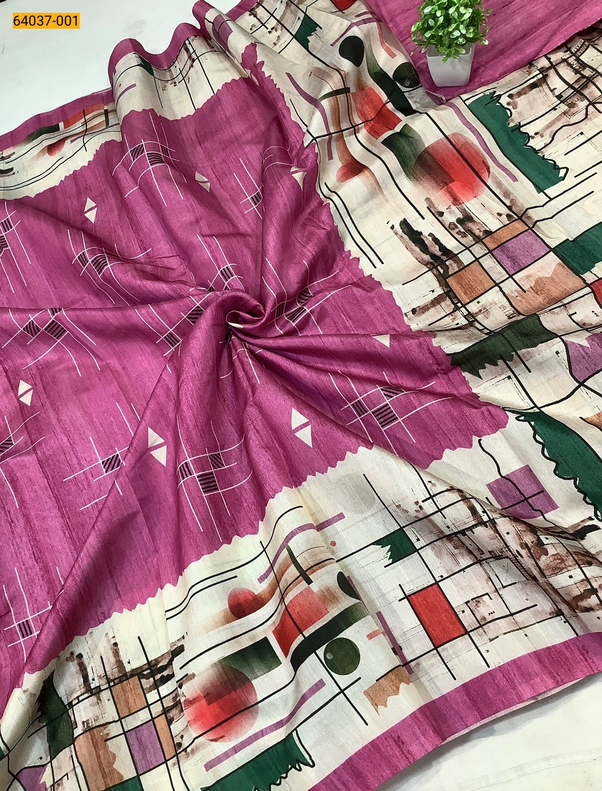 Dark pink Fancy silk geometric printed sarees