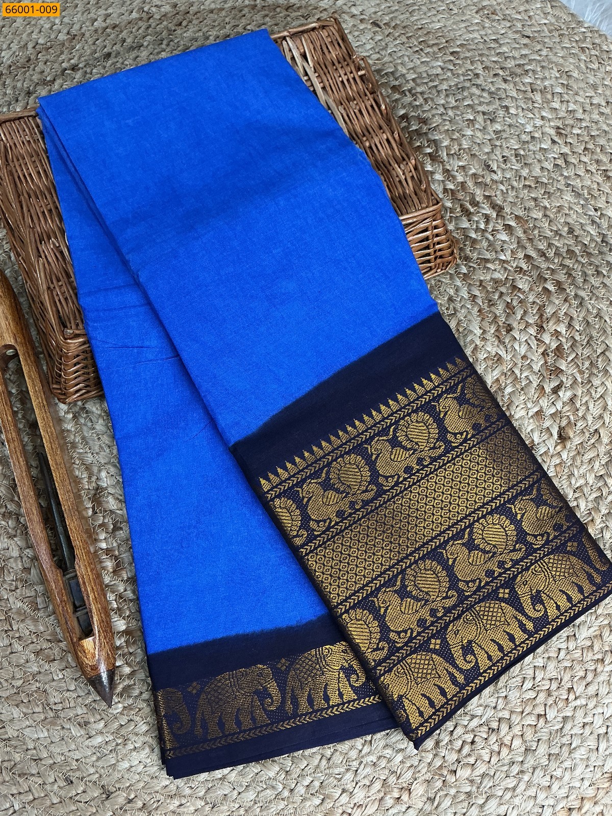 Royal Blue Mayuri Plain Sugudi Cotton Saree