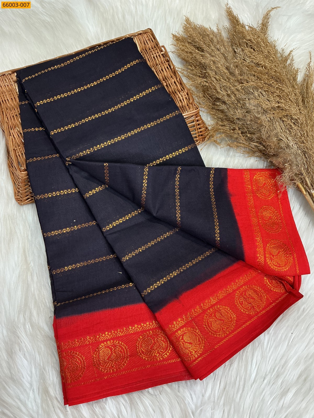 Black Sungudi cotton veldari weave sarees
