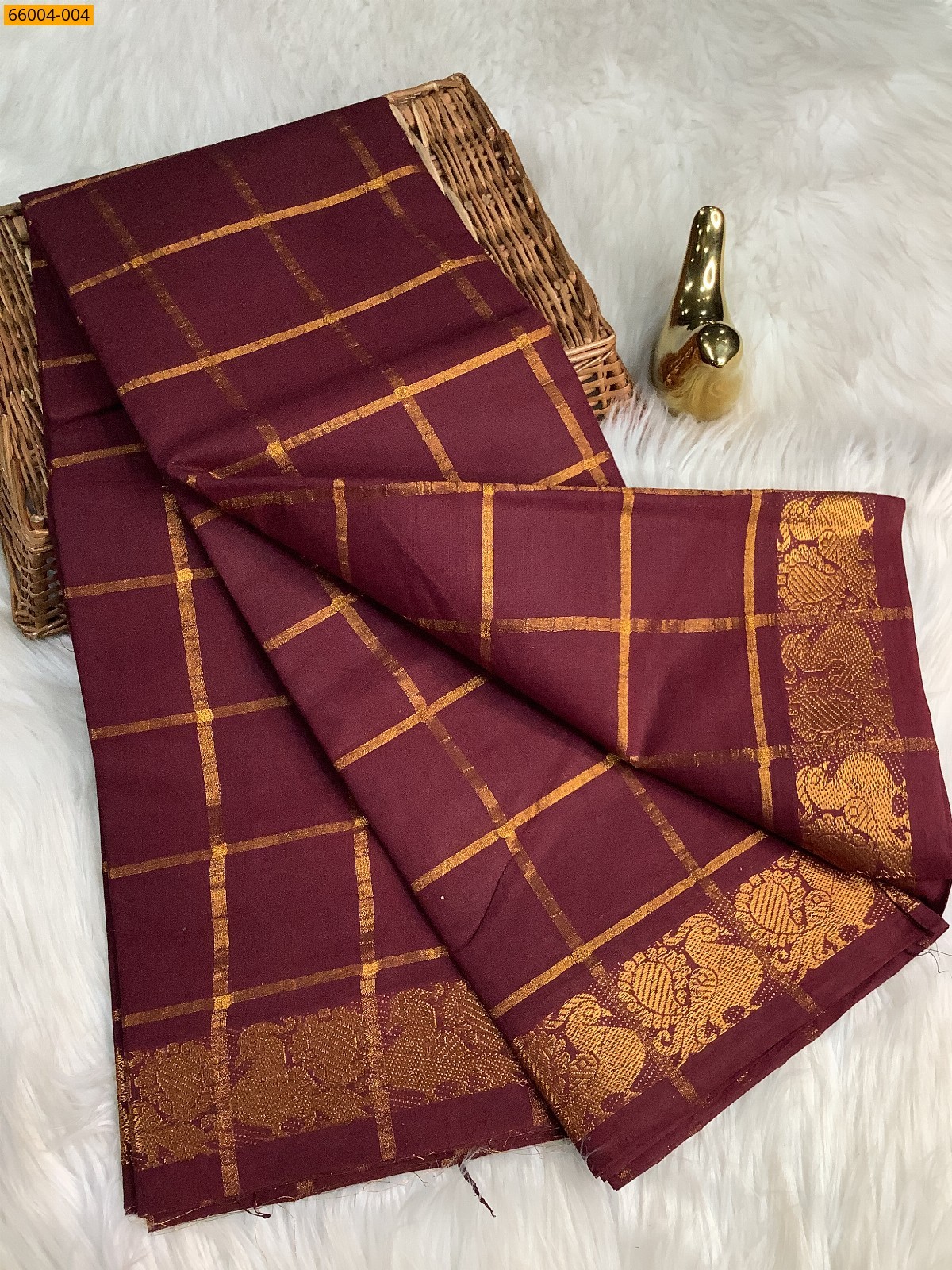 Maroon Sungudi Cotton Zari Kattam Saree
