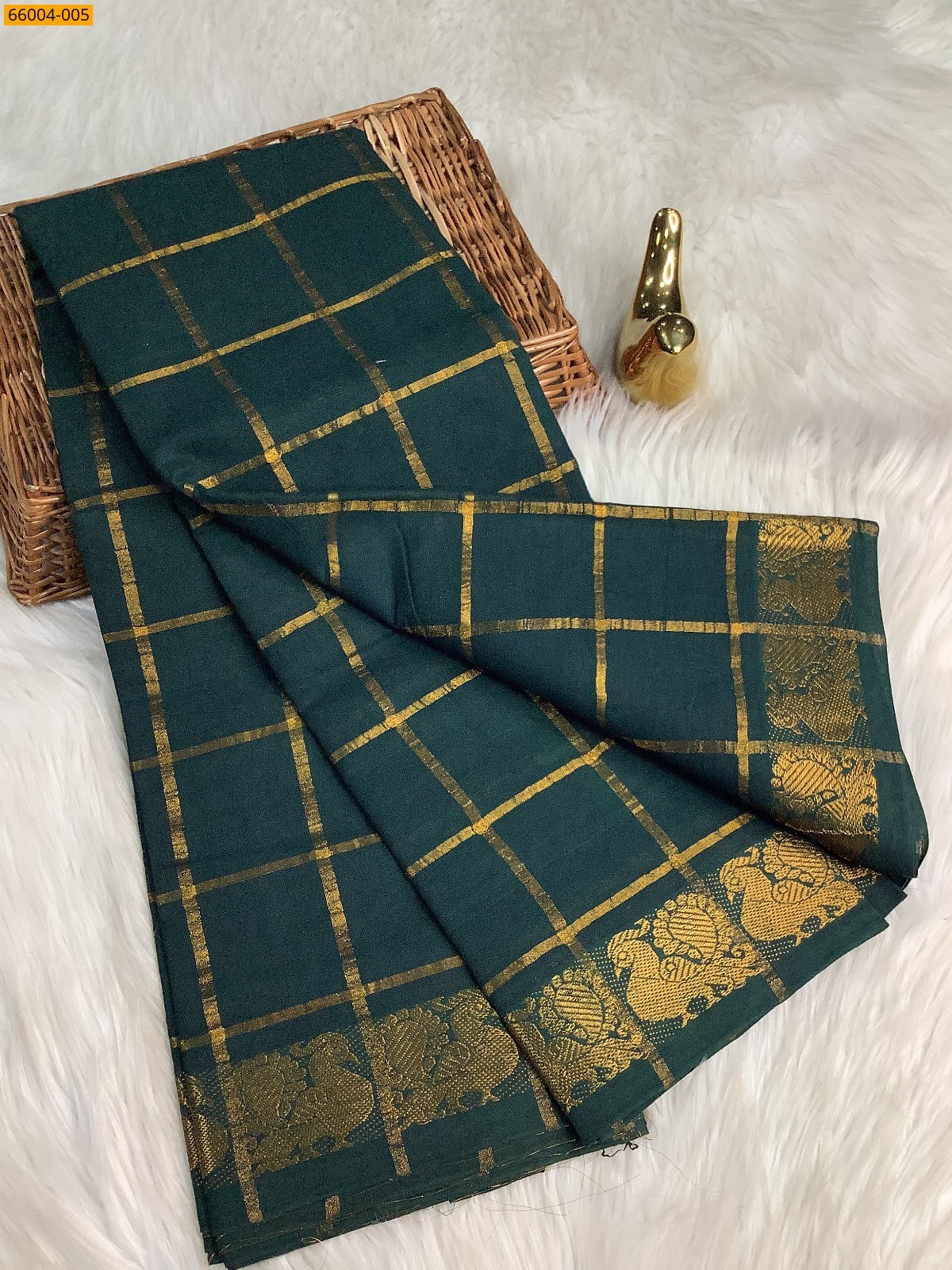 Green Sungudi Cotton Zari Kattam Saree