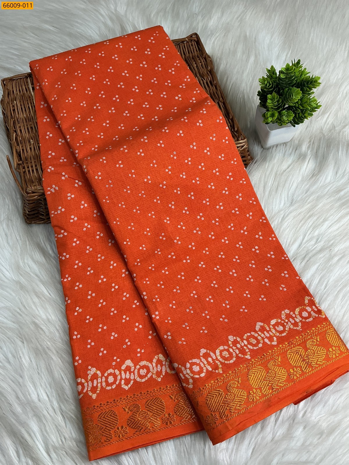 Orange Sungudi Cotton dot printed saree