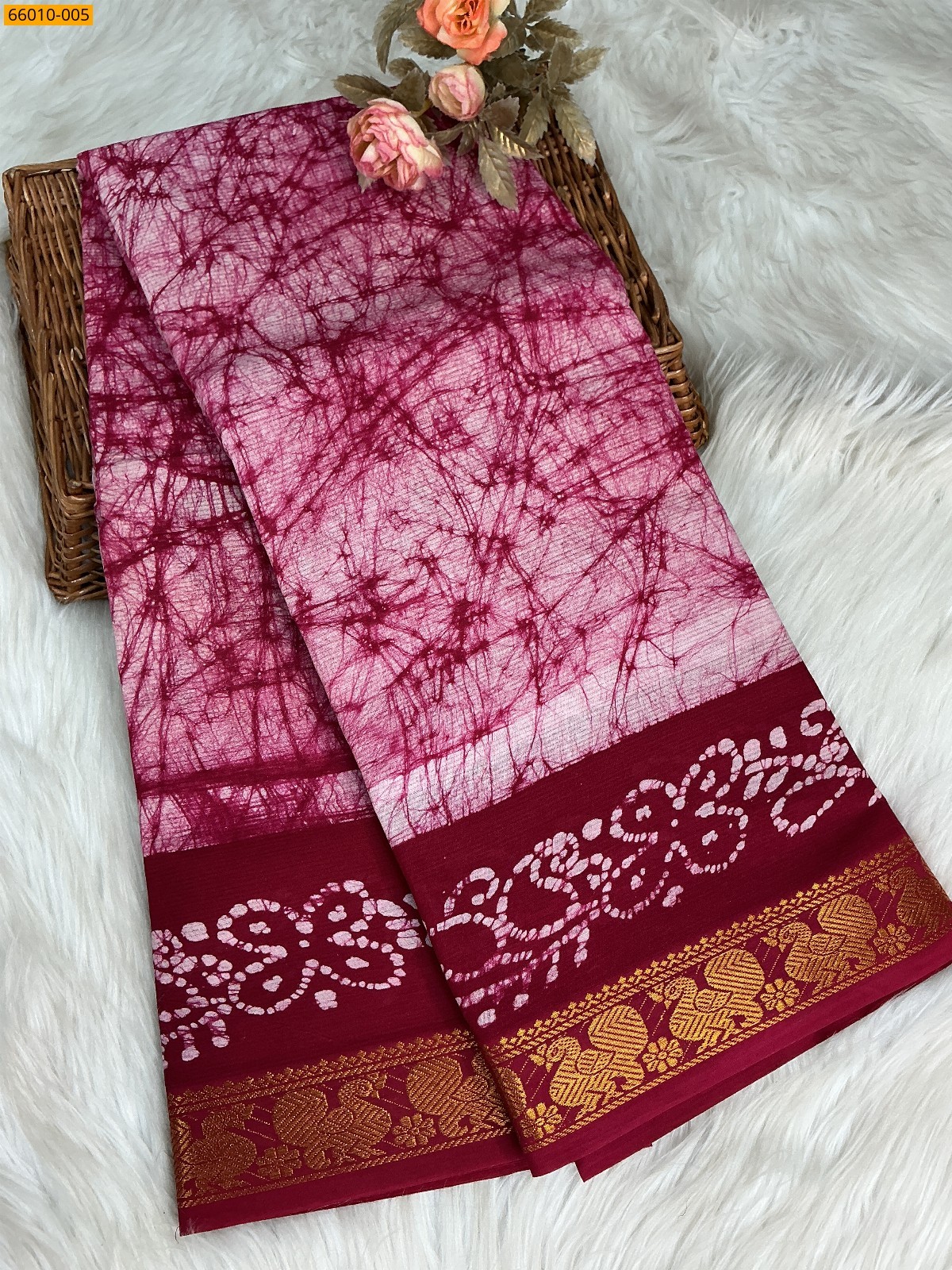 Pink Sungudi Cotton wax printed saree