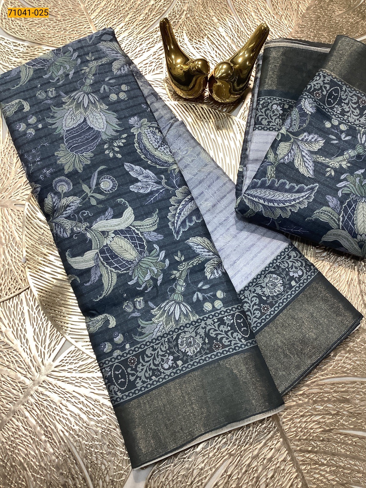 Gray Mulmul Linen Silk Saree