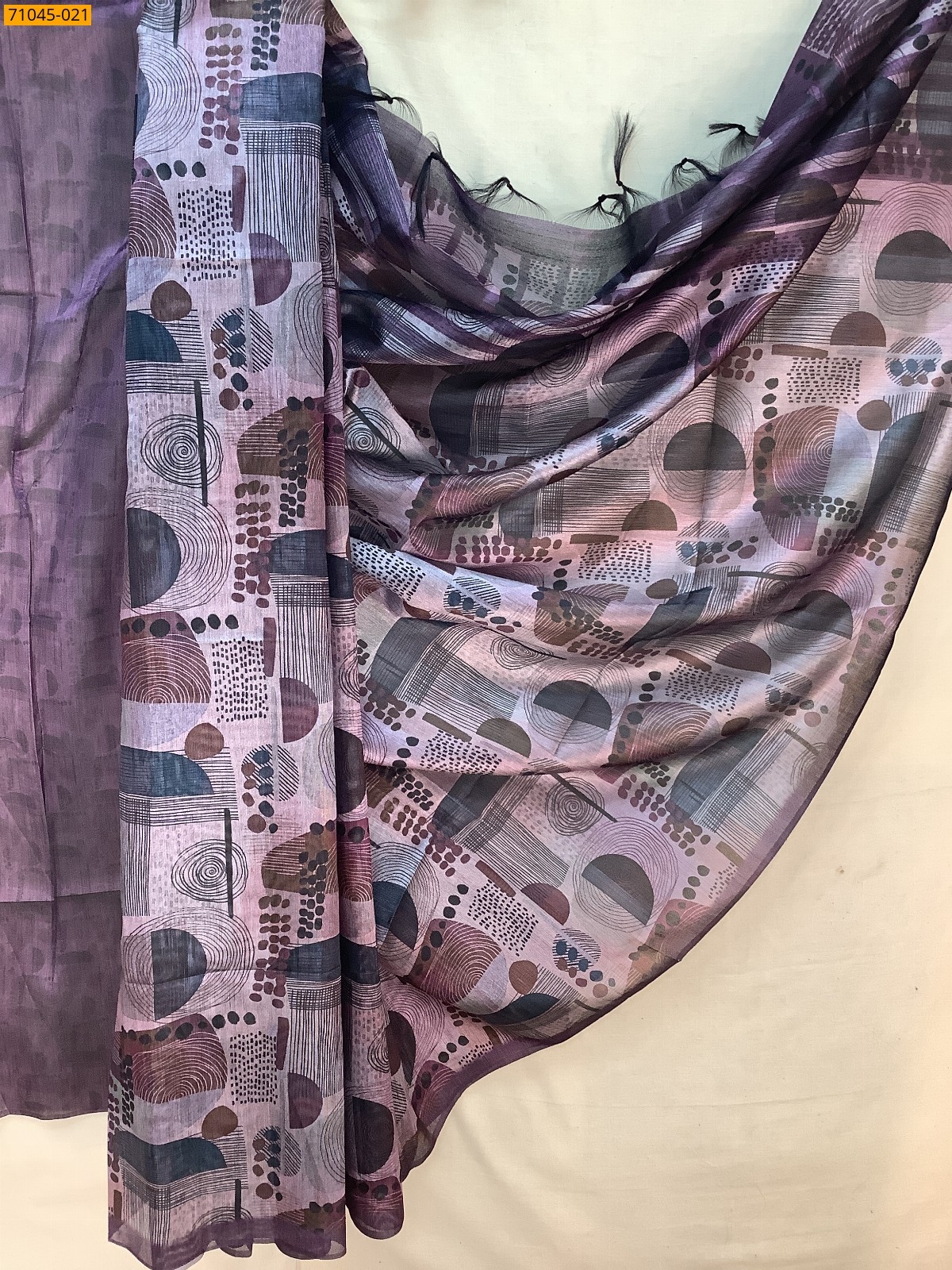 Multi Color Soft Linen Silk digital printed Saree