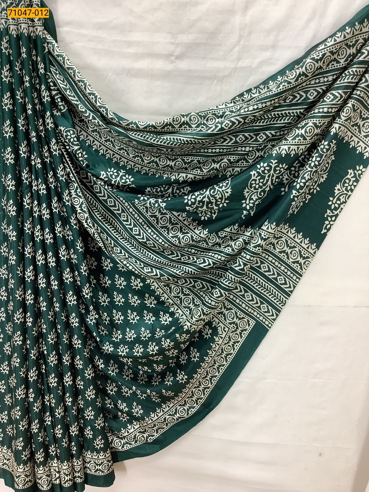 Green Crafty Silk Saree