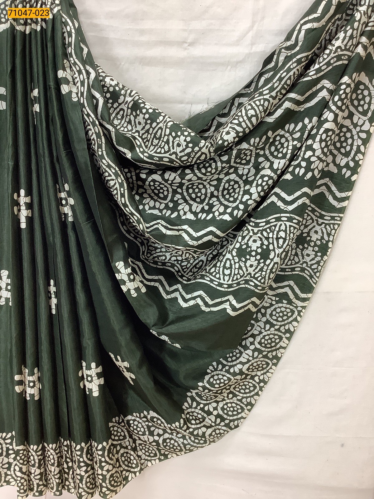 Olive Green Crafty Silk Saree