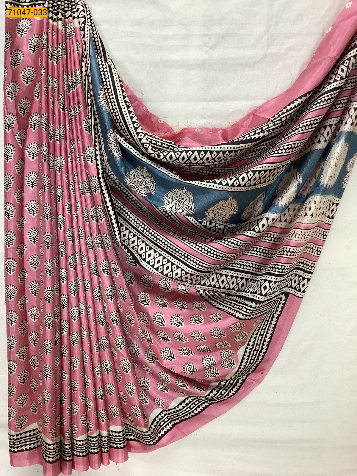 Light Pink Crafty Silk Saree