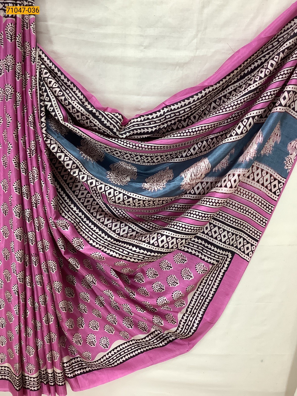 Pink Crafty Silk Saree