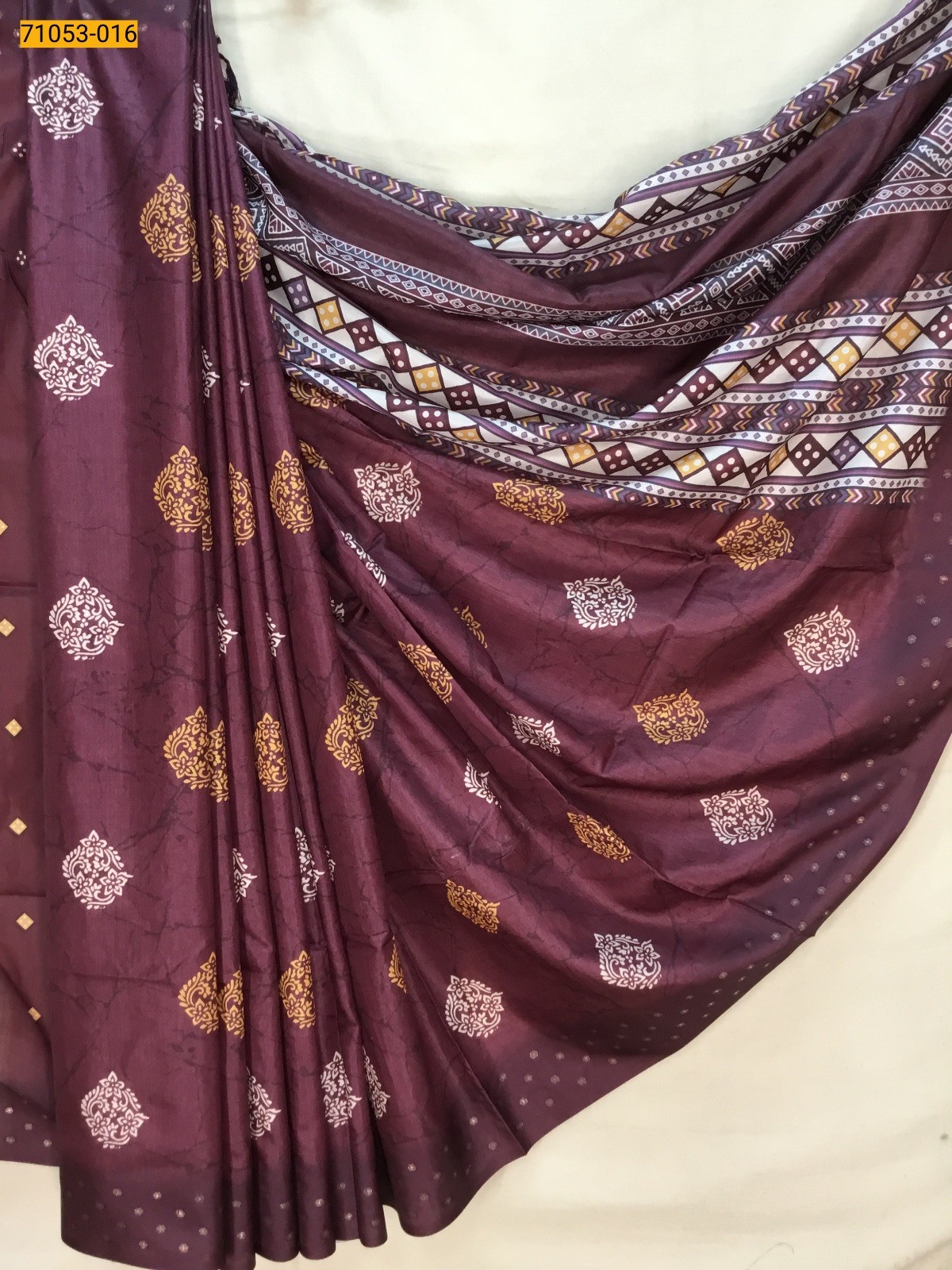 Printed Soft Fancy Linen Silk Saree