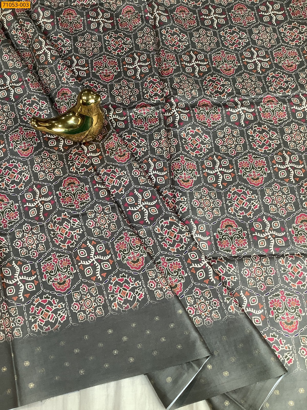 Gray Printed Soft Fancy Linen Silk Saree