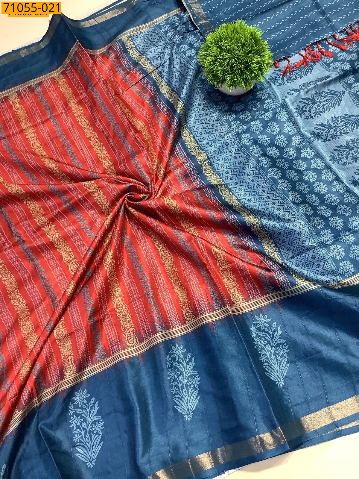 Red Fancy Printed Silk Saree