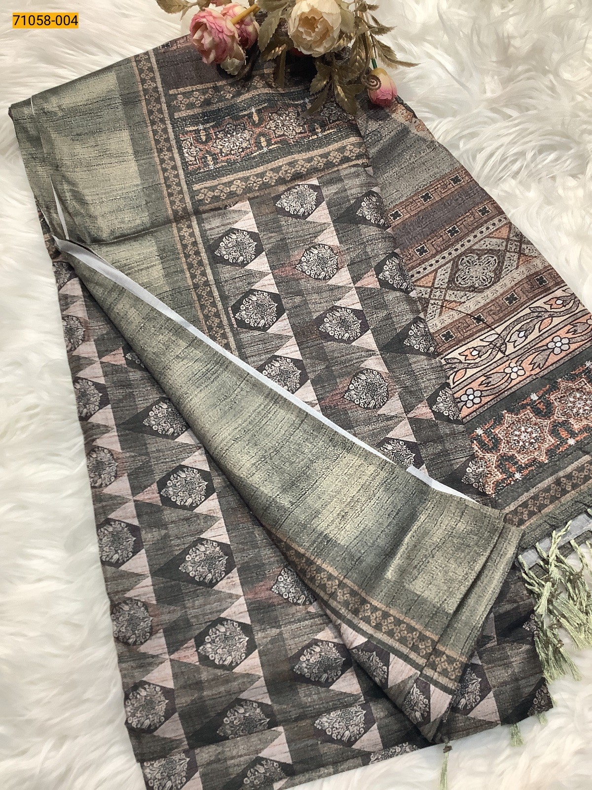 Gray Digital Printed Panghat Fancy Chanderi Silk Saree