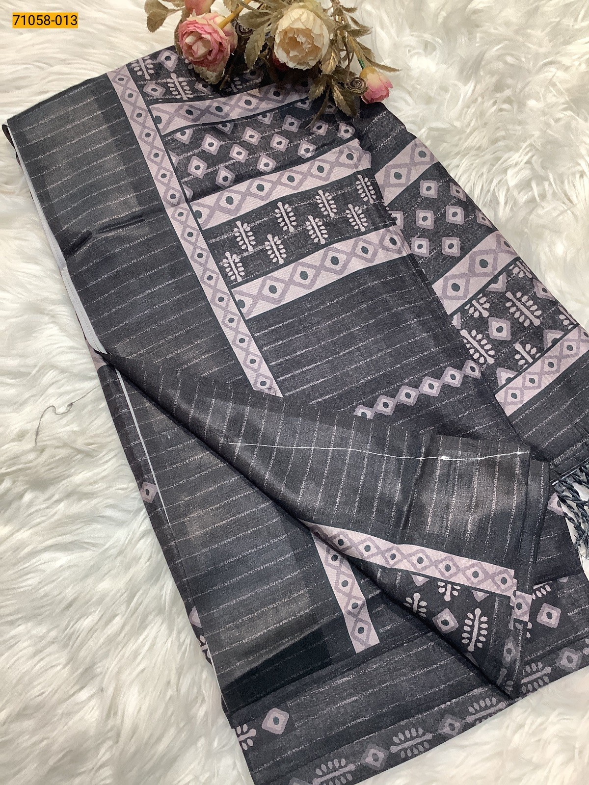 Gray Digital Printed Panghat Fancy Chanderi Silk Saree