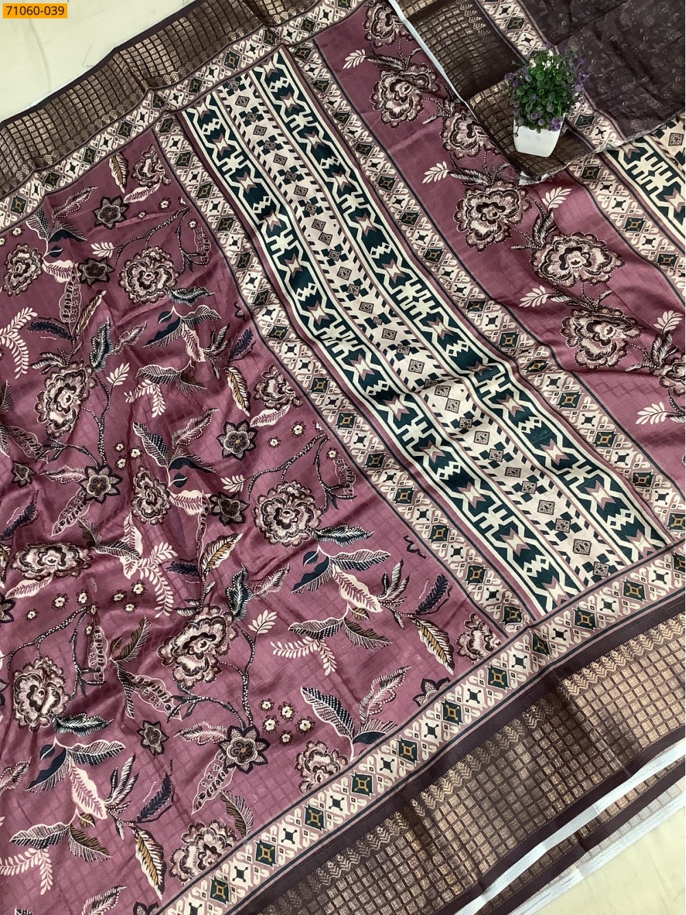 Onion Pink Chanderi fancy silk sarees Onion Pink Chanderi fancy silk sarees