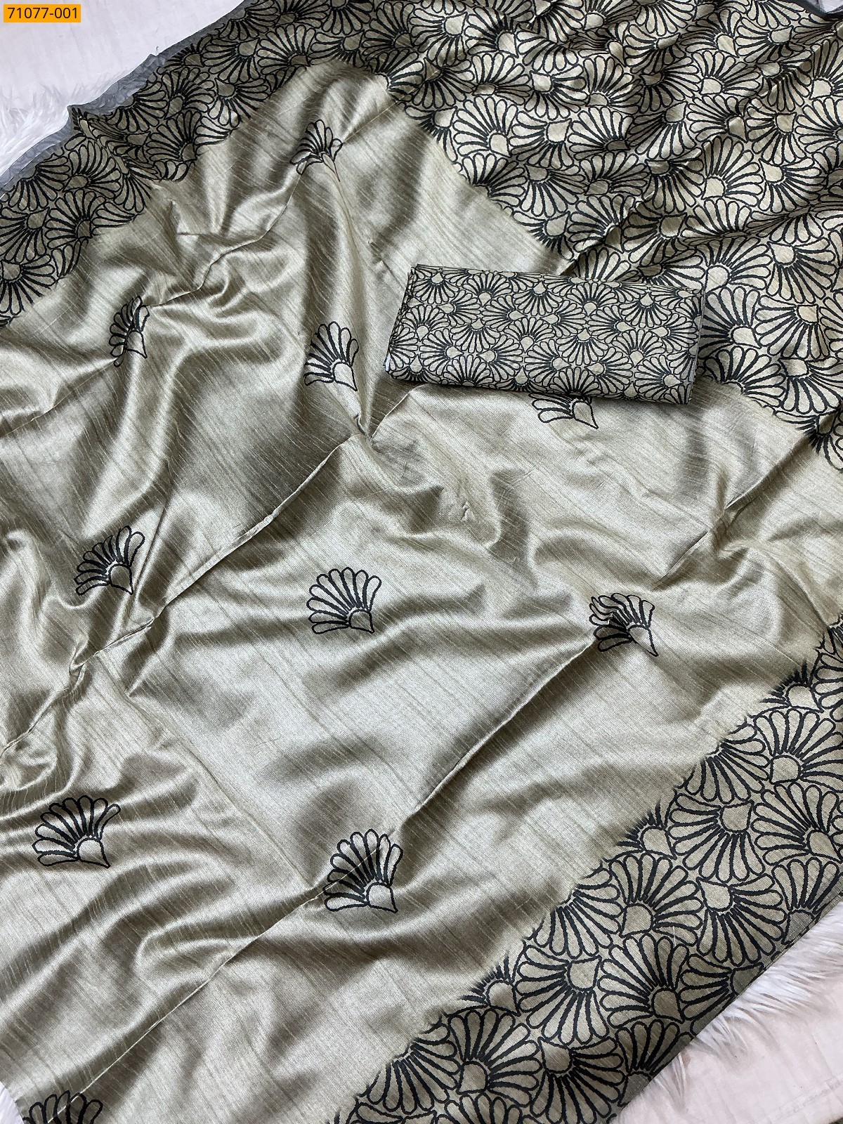 Sandal Soft Linen Silk Saree