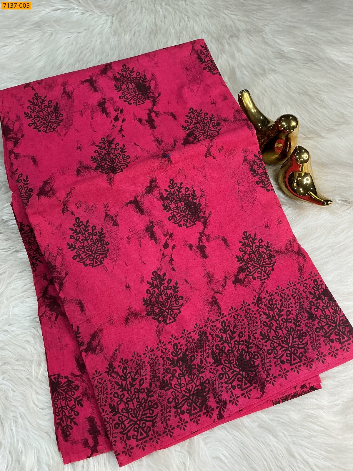 Pink Cotton printed saree