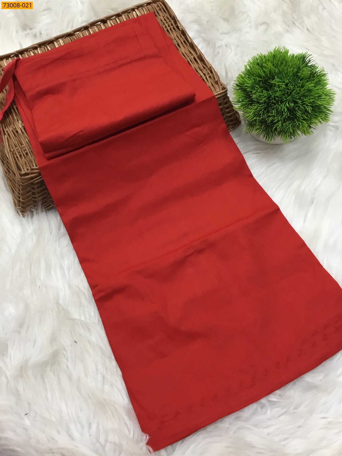 Red Hansa cotton inskirt- 7 part
