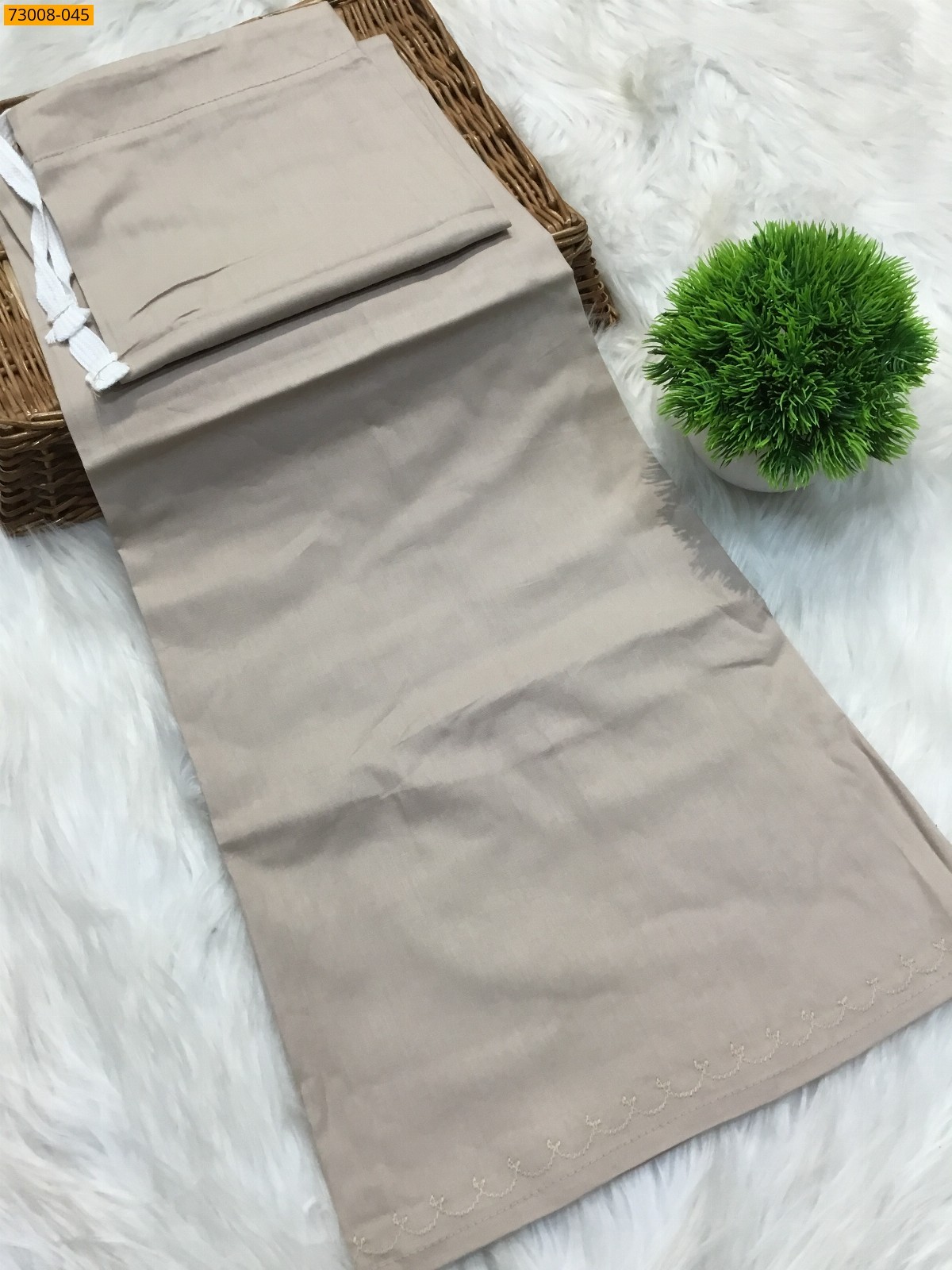 Beige Hansa cotton inskirt- 7 part