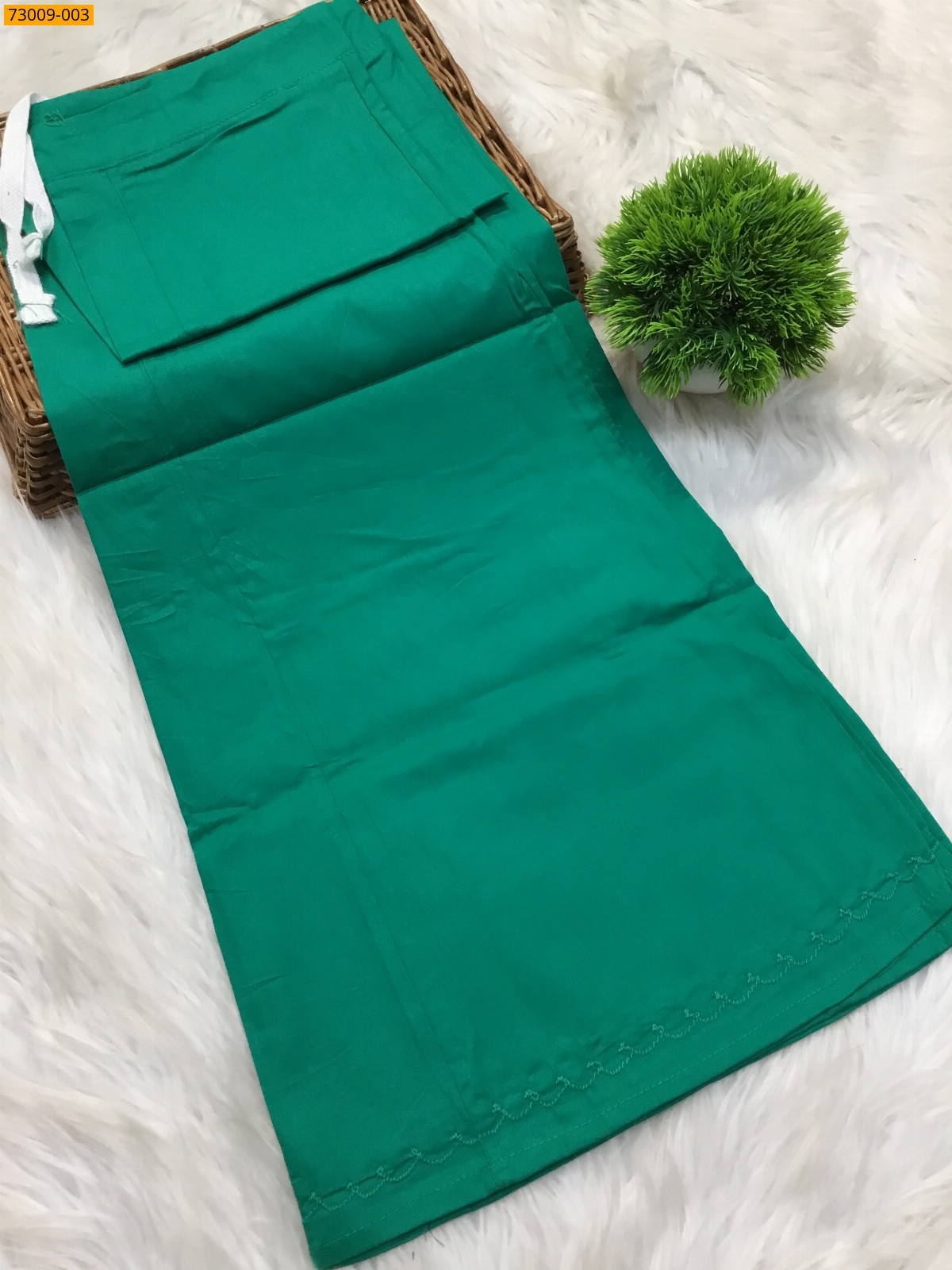 Green Hansa cotton inskirt- 8 part
