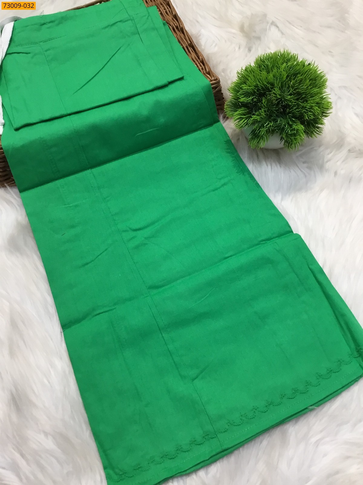 Green Hansa cotton inskirt- 8 part