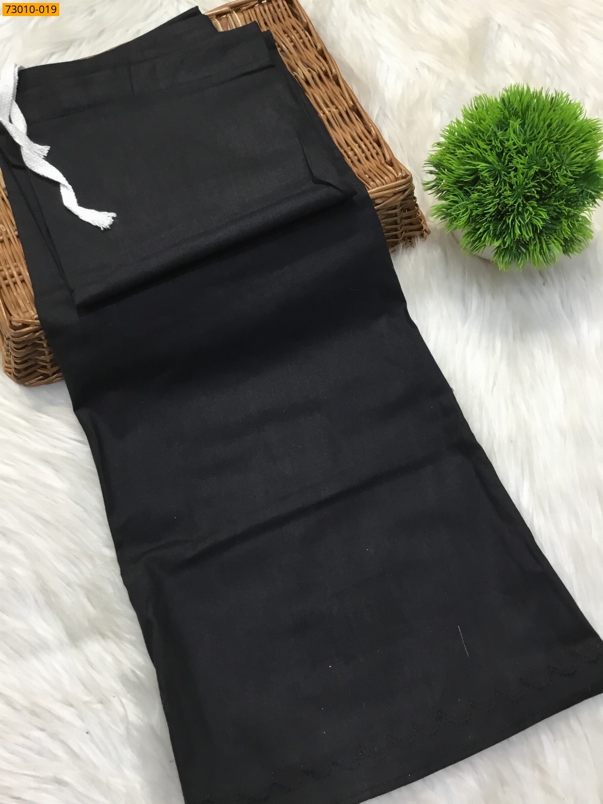 Black Mangai Cotton Inskirt 7 Part