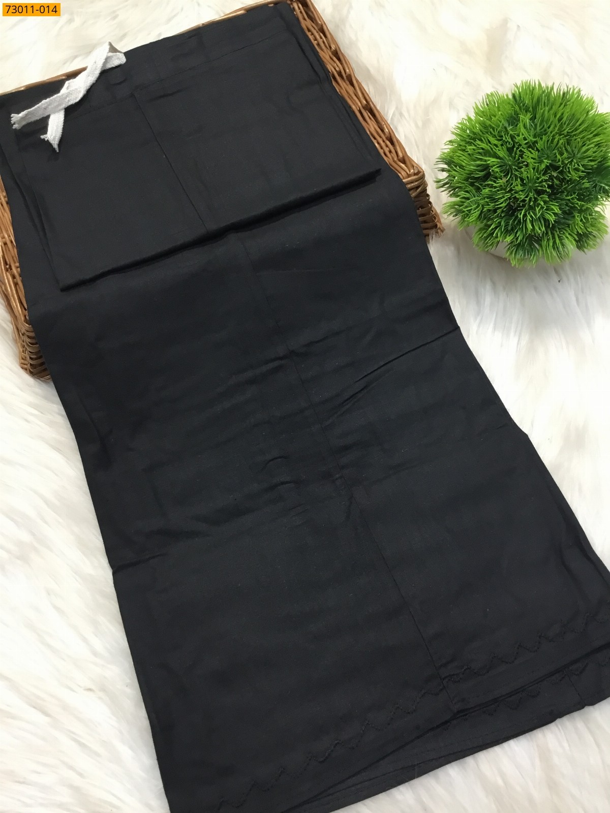 Black Premium Mangai Cotton Inskirt- 8 Part