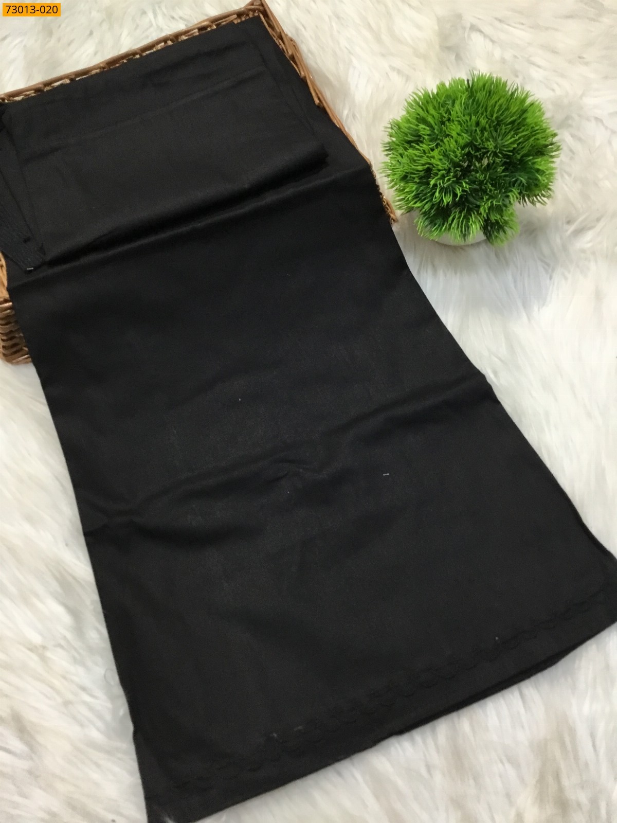 Black Premium Mangai Cotton Inskirt 8 Part