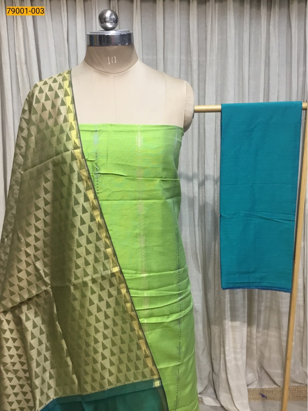 Green Handloom Chudi Material